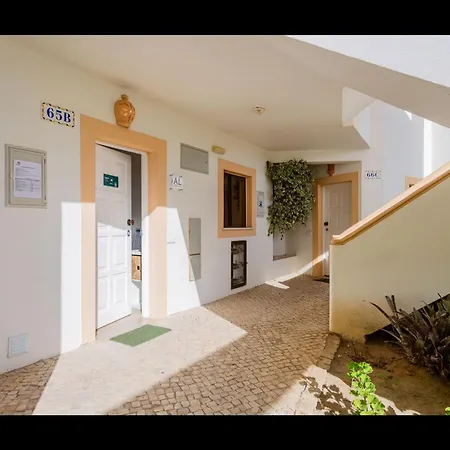 Falesia Modern Flat W/balcony & Pool By Lovelystay *