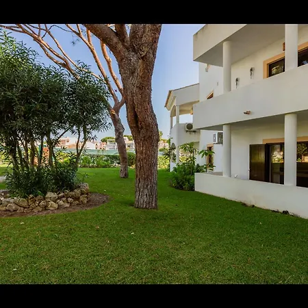 Apartmán Falesia Modern Flat W/balcony & Pool By Lovelystay Albufeira