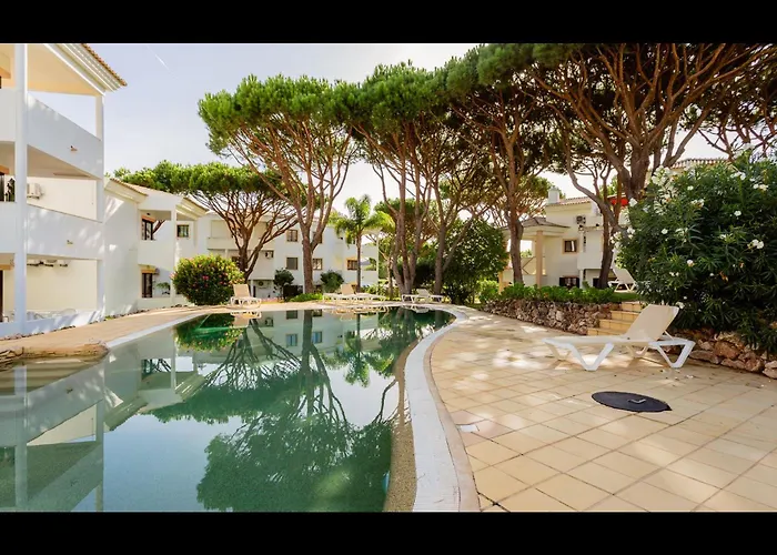 Falesia Modern Flat W/balcony & Pool By Lovelystay Διαμέρισμα Αλμπουφέιρα