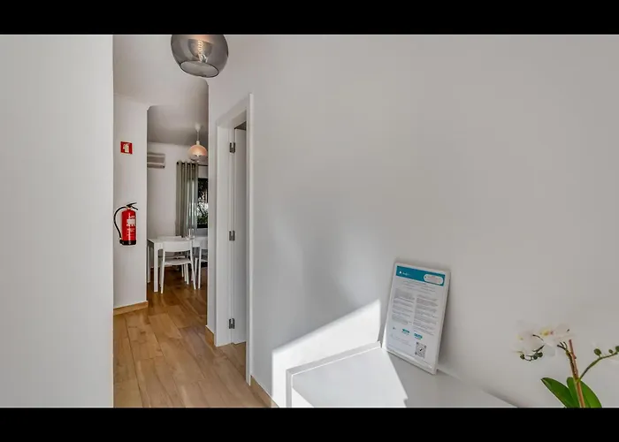 Διαμέρισμα Falesia Modern Flat W/balcony & Pool By Lovelystay *