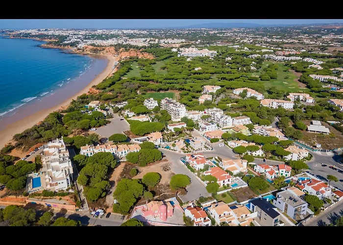 Falesia Modern Flat W/balcony & Pool By Lovelystay Αλμπουφέιρα