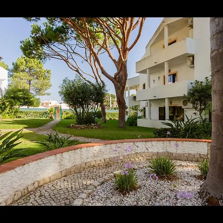 Falesia Modern Flat W/balcony & Pool By Lovelystay Albufeira