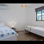 Falesia Modern Flat W/balcony & Pool By Lovelystay Apartmán *